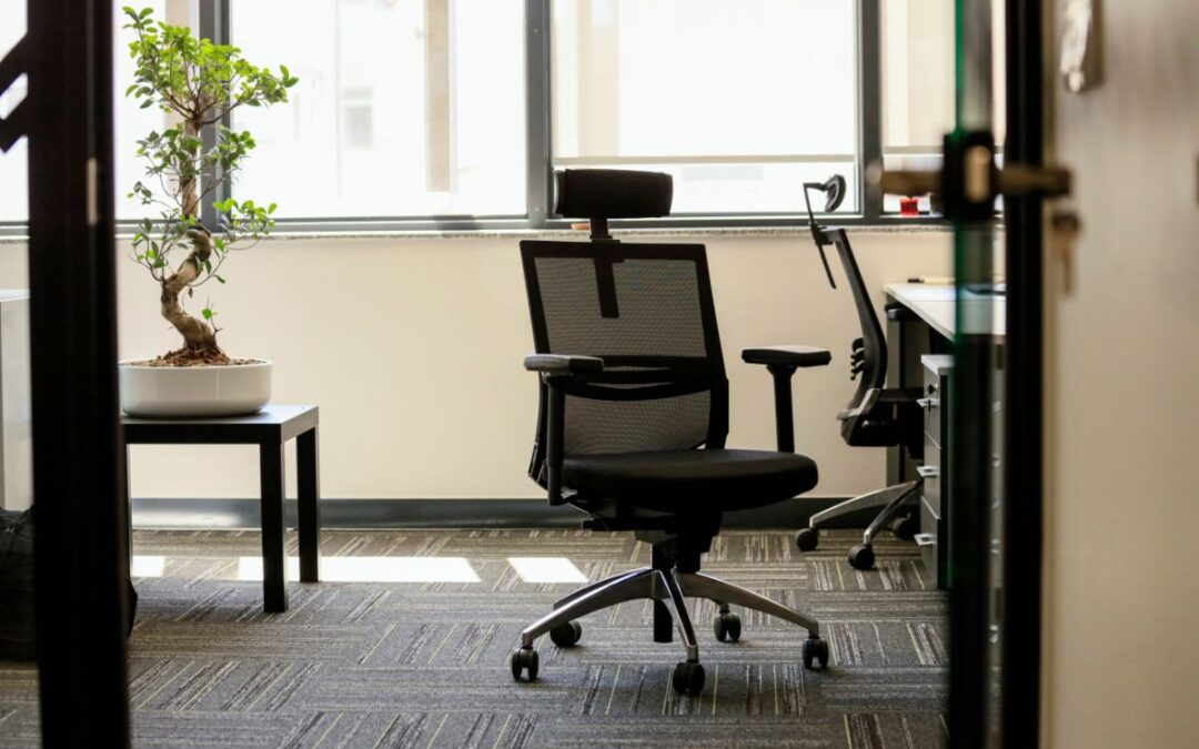 Office Chair Rental: Tips For Protecting Your Budget