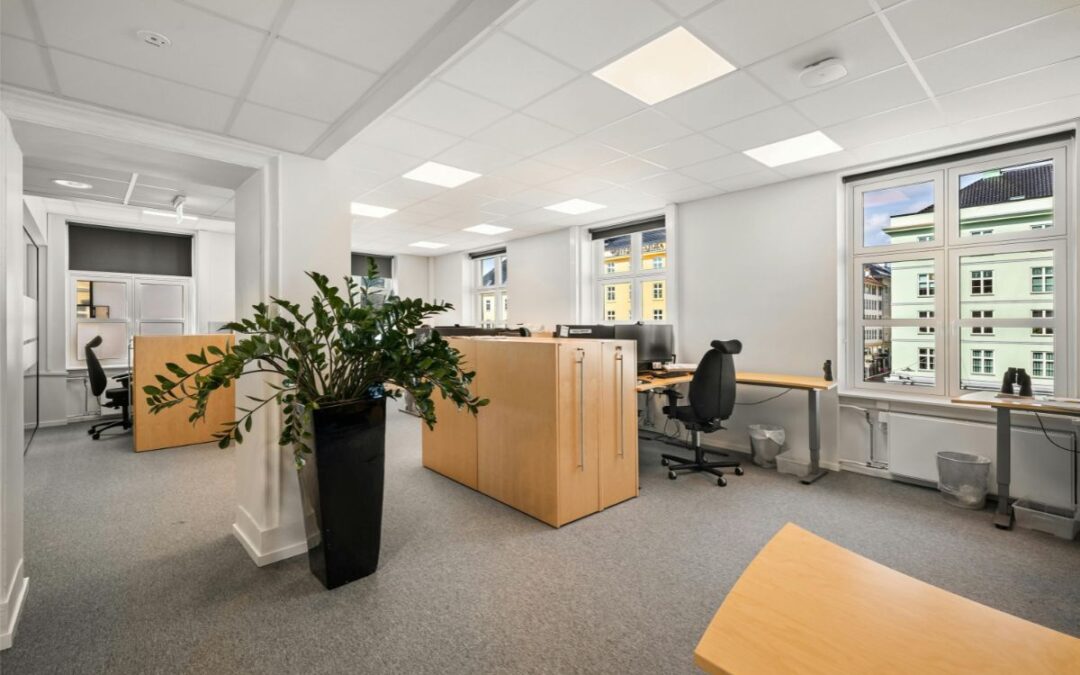Friant Novo Office Furniture